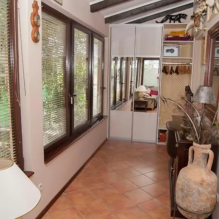 Vakantiehuis Seaside House With A Swimming Pool - 22890